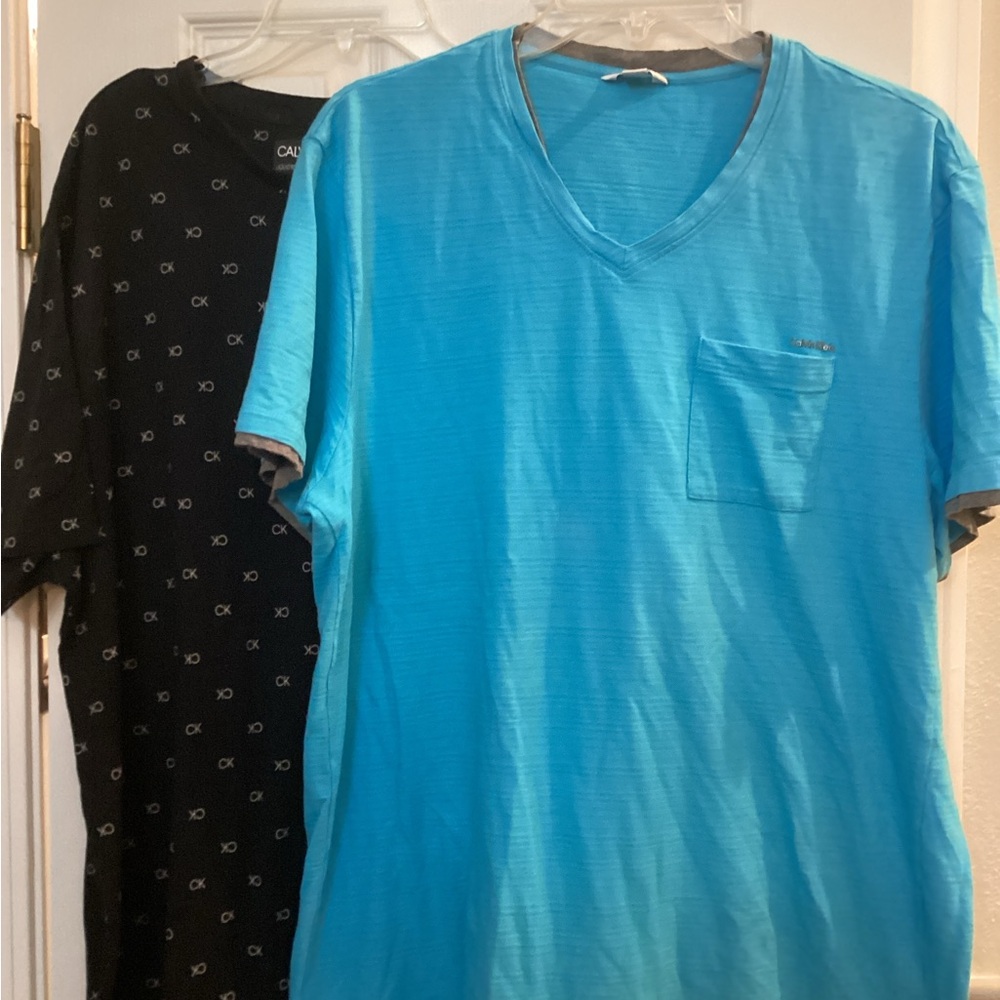 Calvin Klein Aqua V-Neck T-Shirts (2)